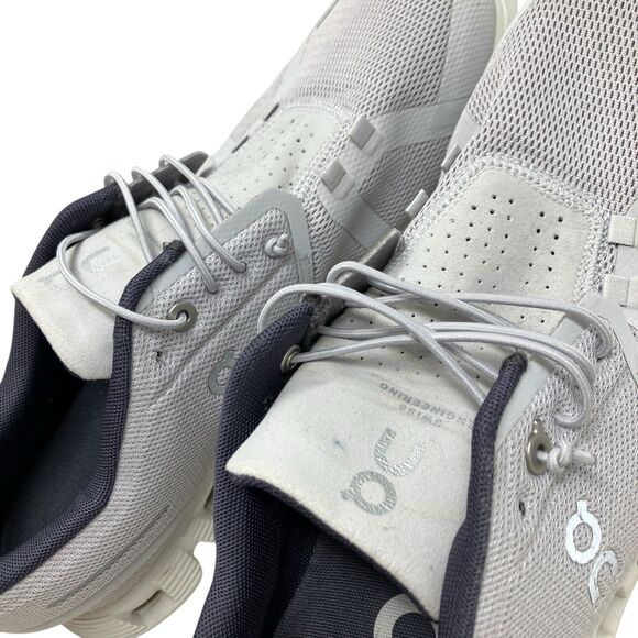 On Cloud 5 Mens 9.5 Gray White Lightweight Running Shoes Repaired 59.98909 - Picture 11 of 13